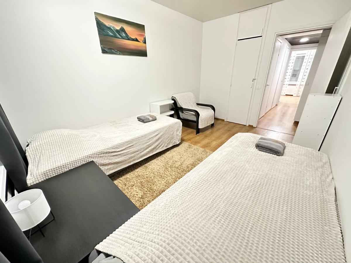 3-Room Apartment In Oulu Center, Parking エクステリア 写真