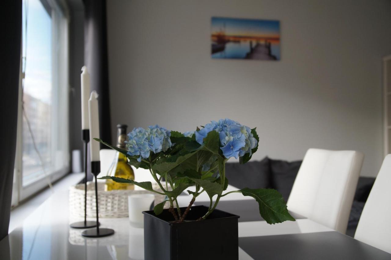 3-Room Apartment In Oulu Center, Parking エクステリア 写真