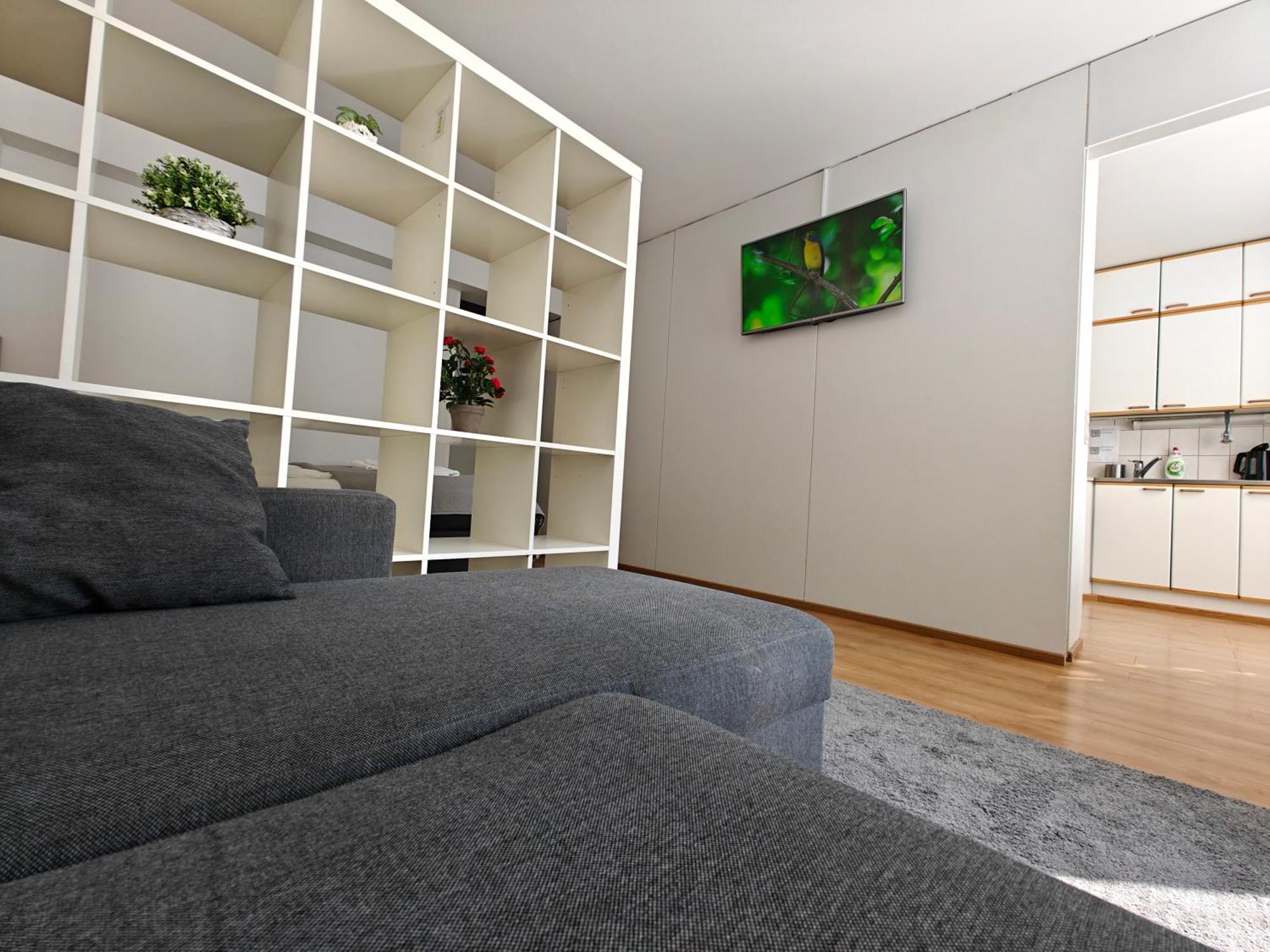 3-Room Apartment In Oulu Center, Parking エクステリア 写真